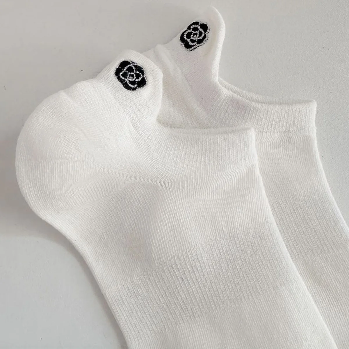 3 Pair White Socks Women Cute Flower Animal Embroidery Luxury Brand Designer Socks Female Spring Summer Short Sports Socken