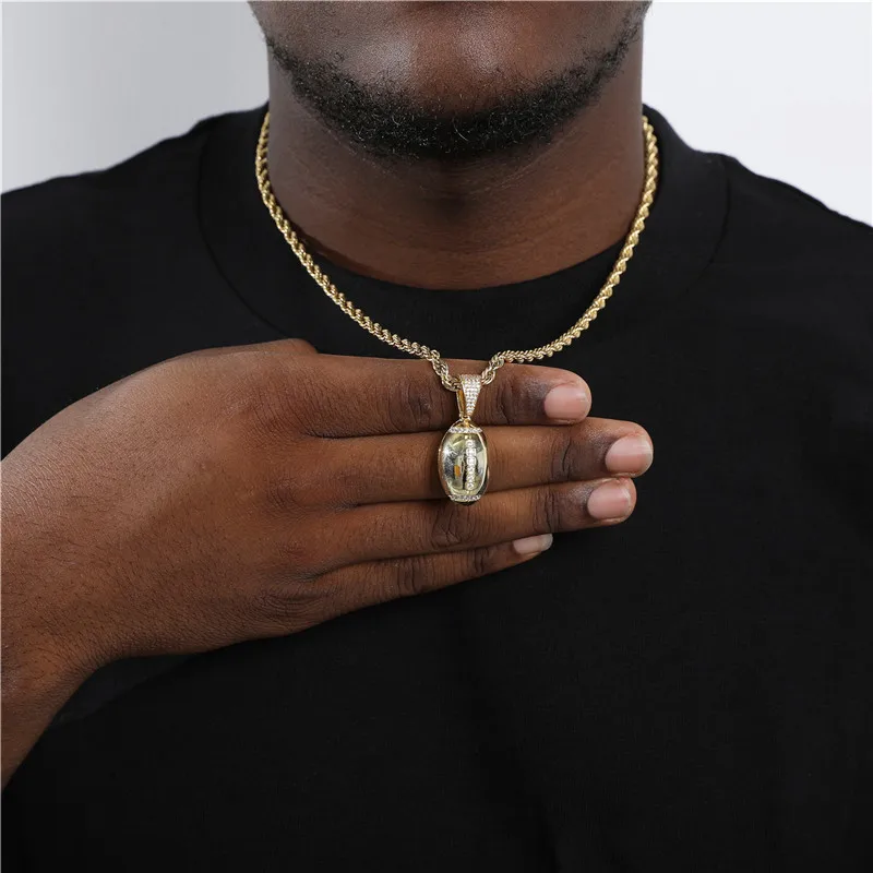 

Hip Hop Bling CZ Football Soccer Iced Out Cubic Zircon Necklaces & Pendants For Men Jewelry Charm Rope Chain