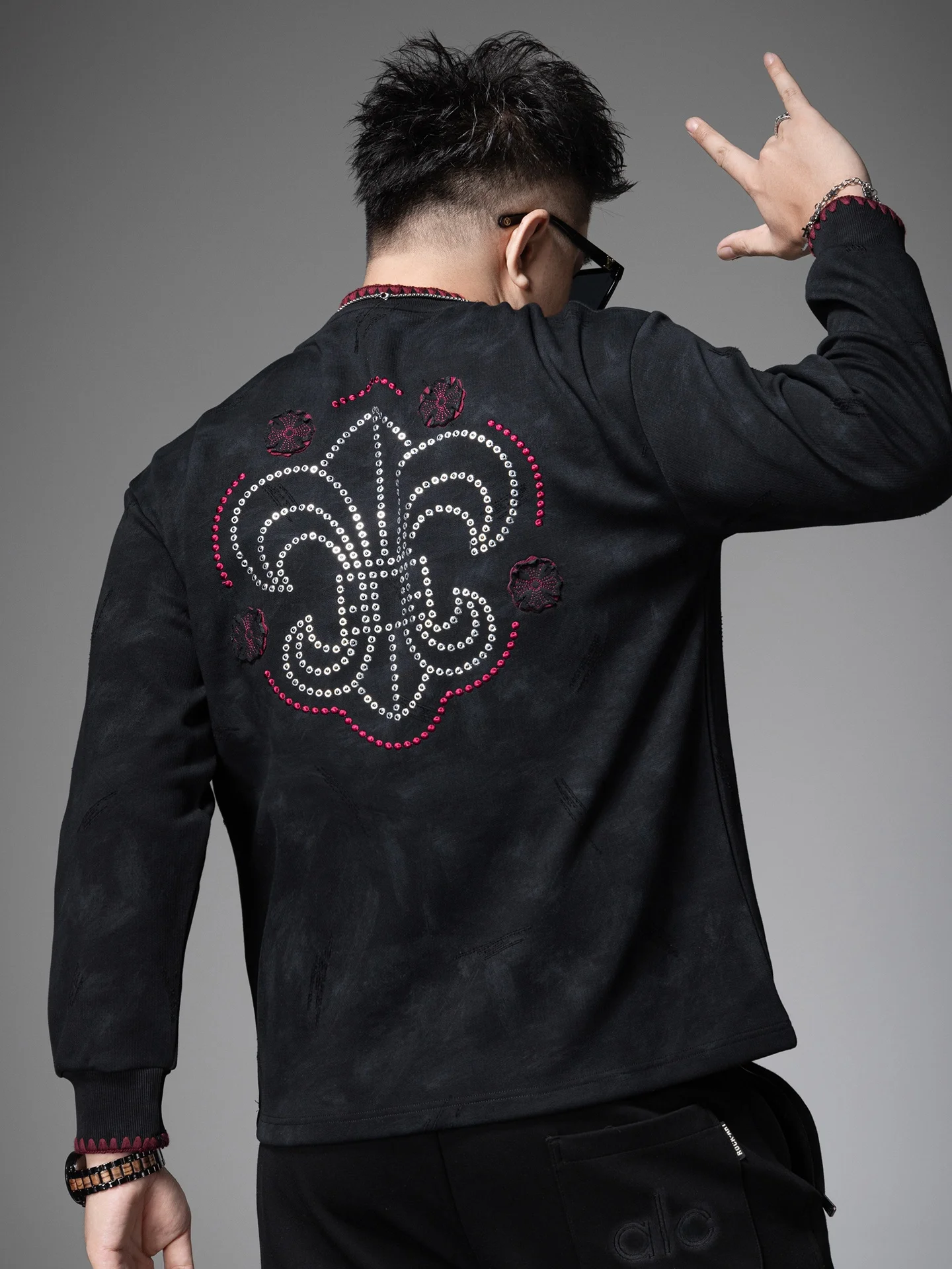 

Loose Fit Men's round Ne Sweatirt Long Sve Embroidered Casual Top Comfortable Breathable Warm Street Sle Autumn Wear