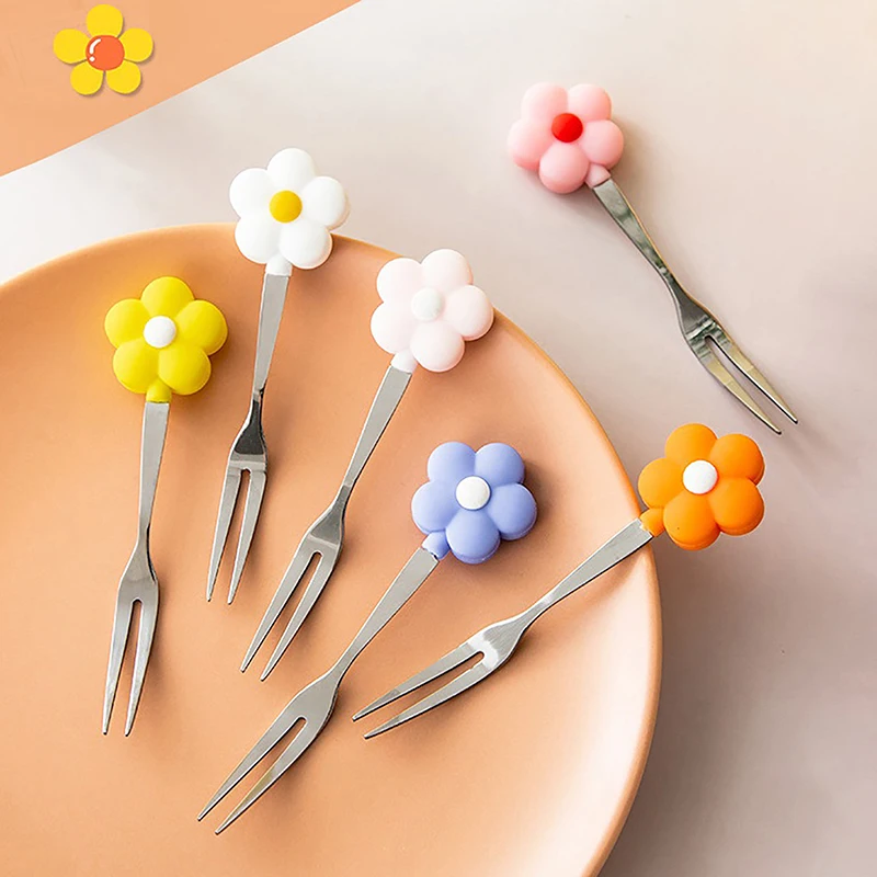 Stainless Steel Fruit Fork Cake Dessert Lovely Mini Salad Forks Cartoon Flowers Children's Fruit Food Flatware Kitchen Tool