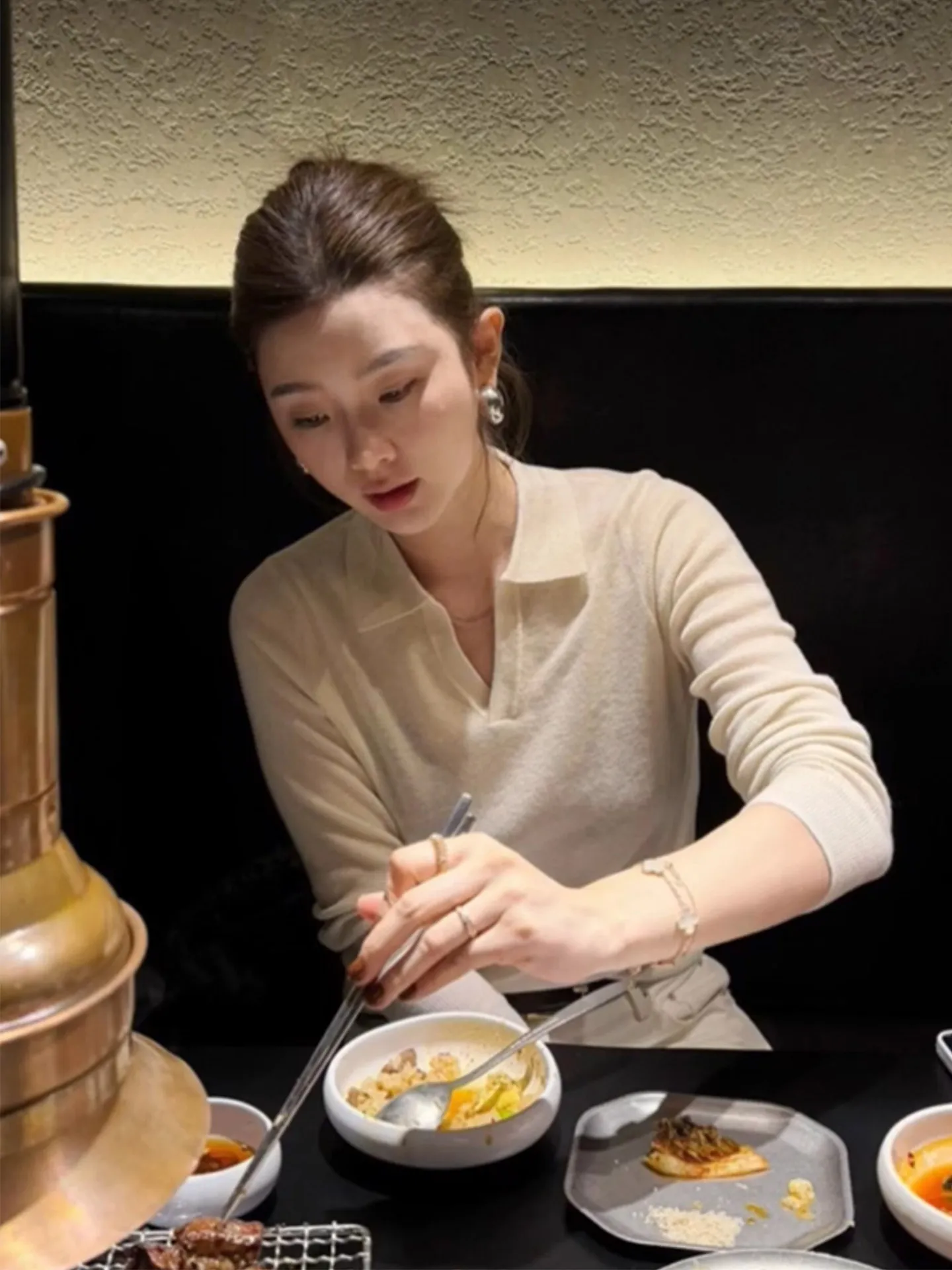 

Women's Ne Knitted Long Sve Base irt V-Ne Soft Comfortable Korean Sle Commute Faion Inner Wear T-irt