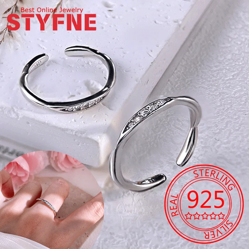 

925 Sterling Silver Women's Ring Versatile Sparkling Zircon Ring Fine Silver Jewelry Anniversary Gift Bridal Ring