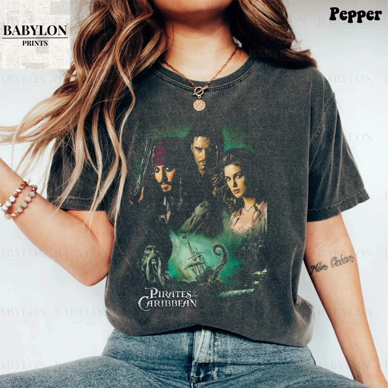

Retro Pirates of The Caribbean T-shirt, Jack Sparrow Shirt, Will Turner Elizabeth Swan Pirates of The Caribbean David Jones