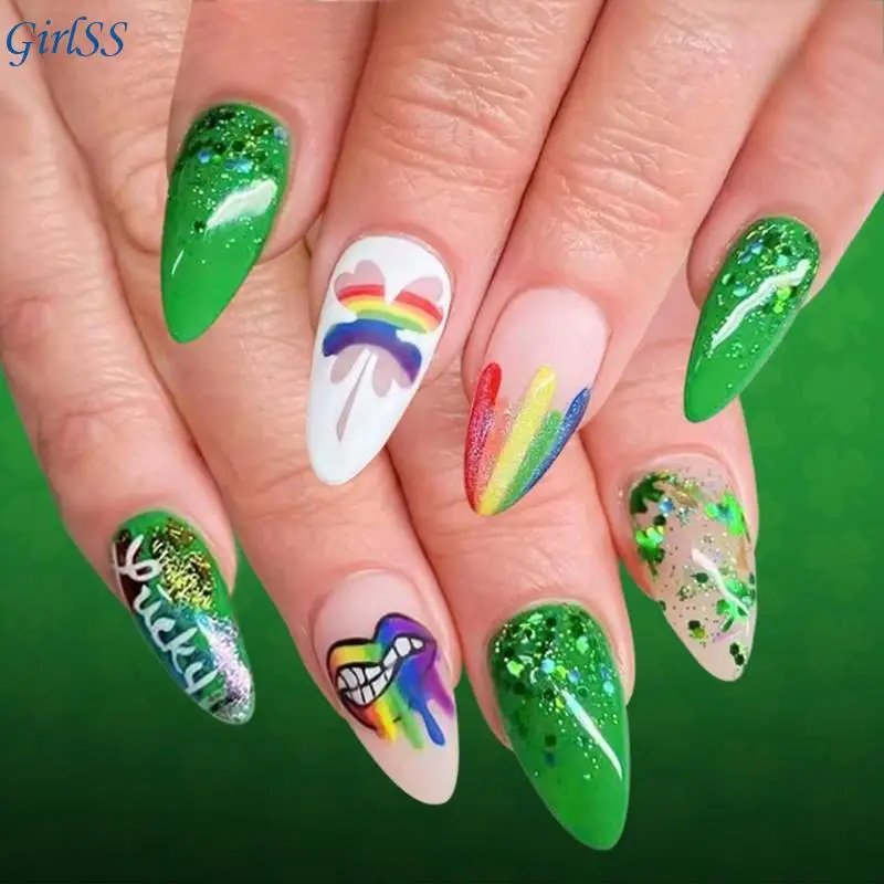 24 ชิ้น Glitters กดบนเล็บสีเขียว Four Clovers ออกแบบสำหรับ StPatricks ฉลองวันเพิ่ม Sparkles และ Luck T4MB