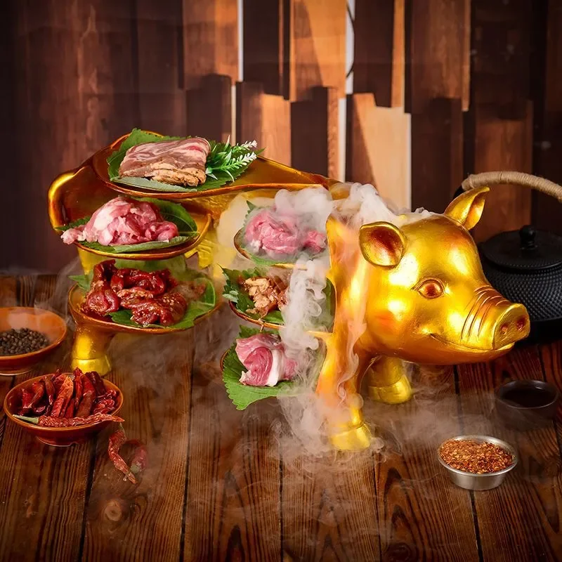 Golden Pig Shaped Hot Pot Plate with Dry Ice Smoke Effect Creative BBQ Meat Tray for Tableware Decoration Restaurant Serving