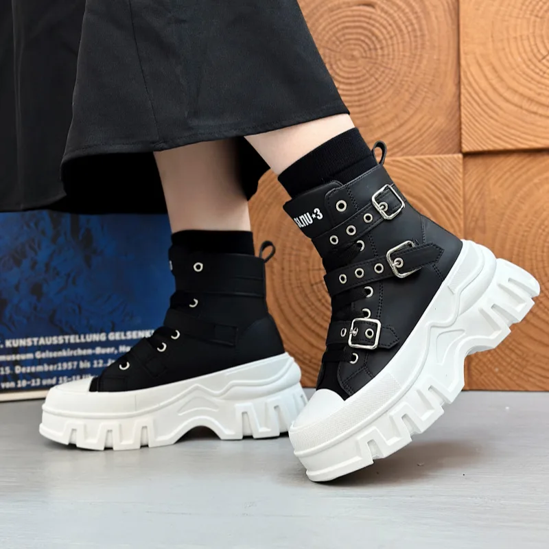 ربيع جديد أحذية رجالية ماركة فاخرة بولي Leather منصة جلدية أزياء من الدانتل الشرير القوطية الجوارب أحذية عمل غير رسمية للرجال بوتاس موهير
