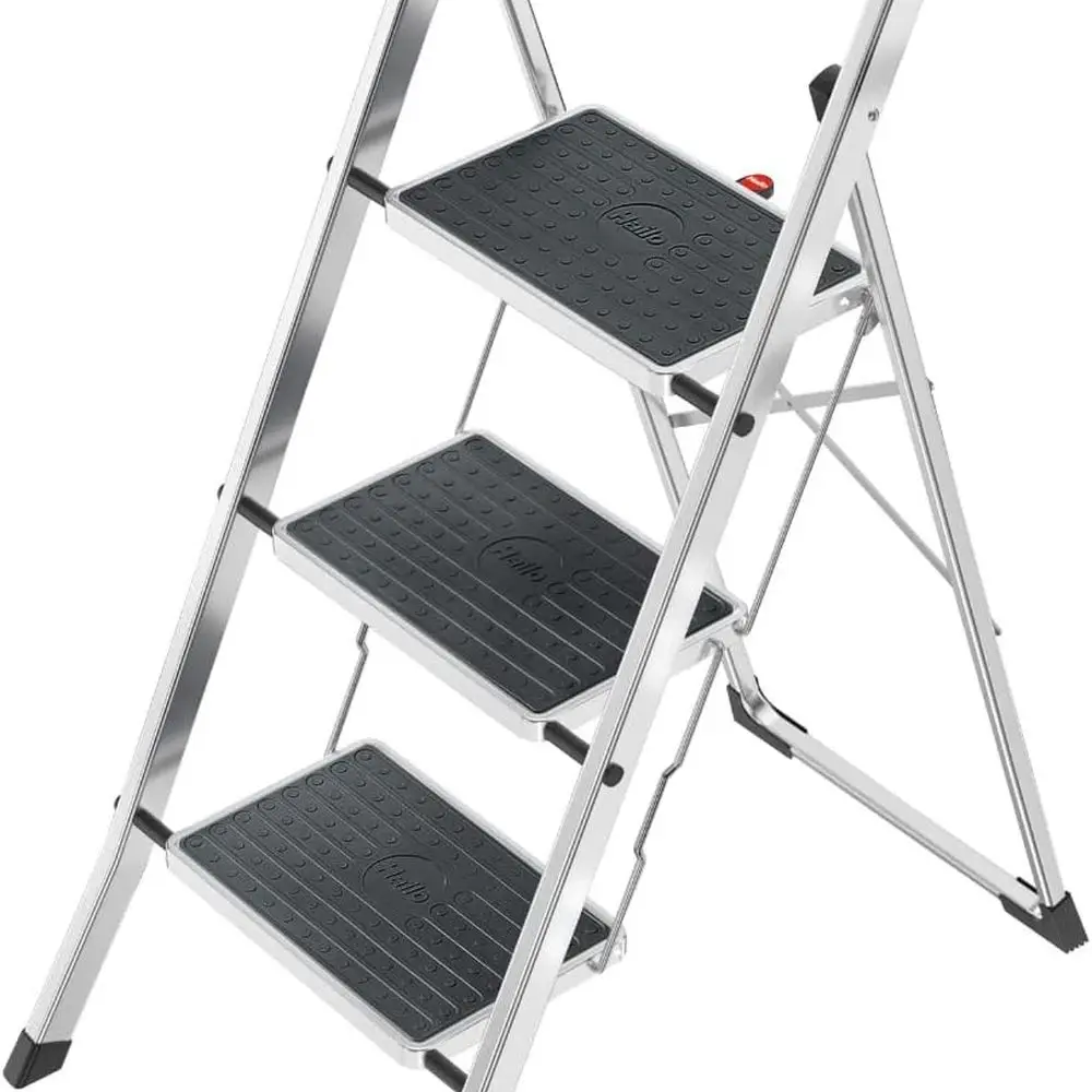 

Алюминиевая трехступенчатая складная лестница с противоскользящими ступеньками, предохранителем и портативной ручкой