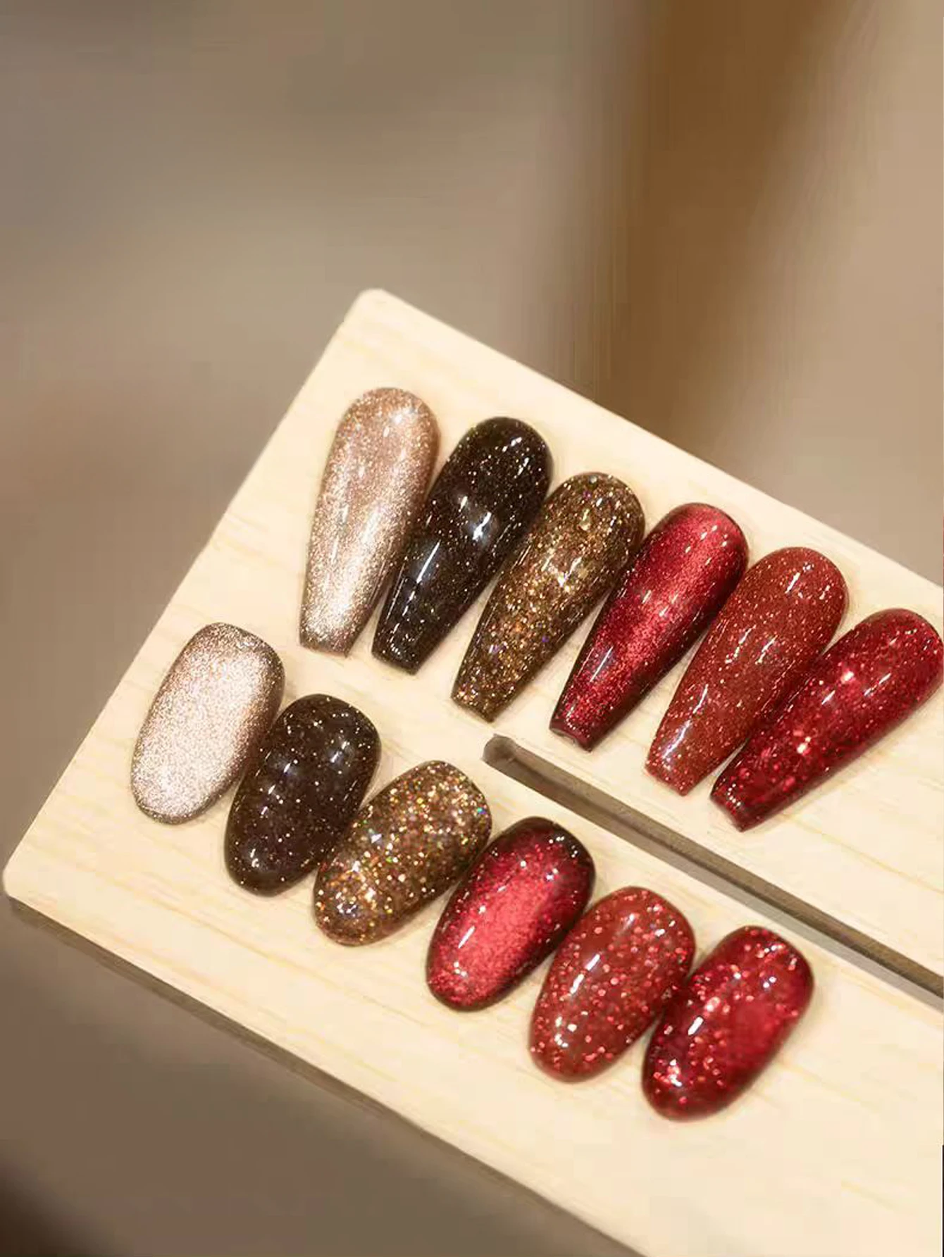 1/6 Pack 12ml Red Pearl Cat Eye Nail Polish with Starry Sky Effect, Magnetic Gel Nail Polish, Removable, UV LED Gel Nail