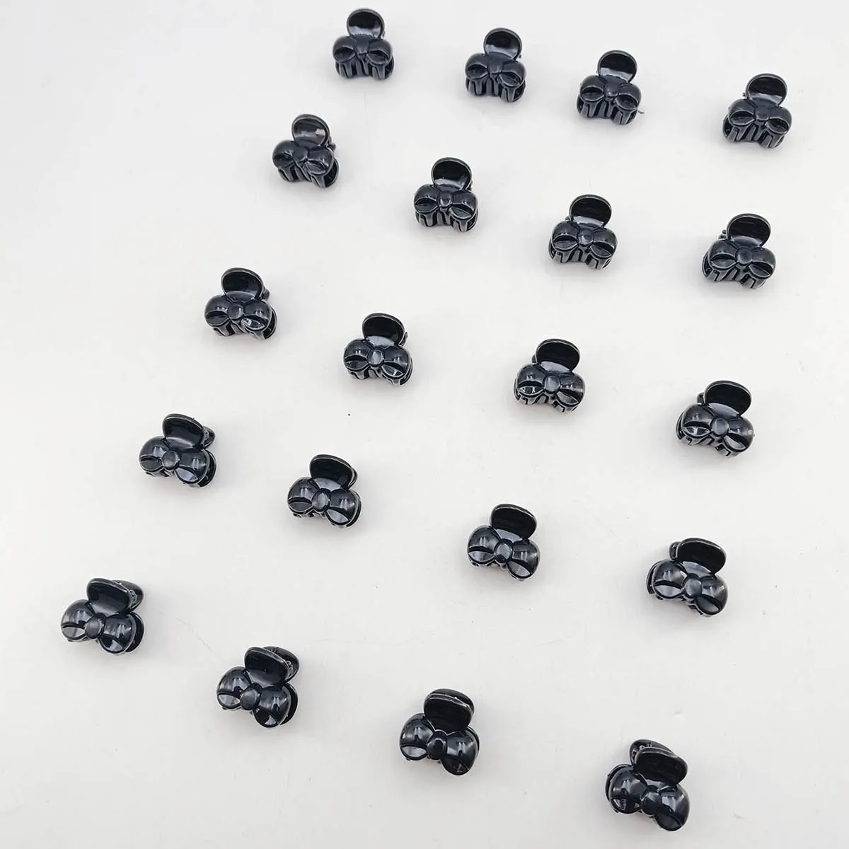 10/20/50/100 PCS Haarklammern für Frauen 2 cm kleiner Bogen Schwarz Braun Transparenter Kunststoff Mini Haarnadel Haarspangen Haarzubehör – Detail 2