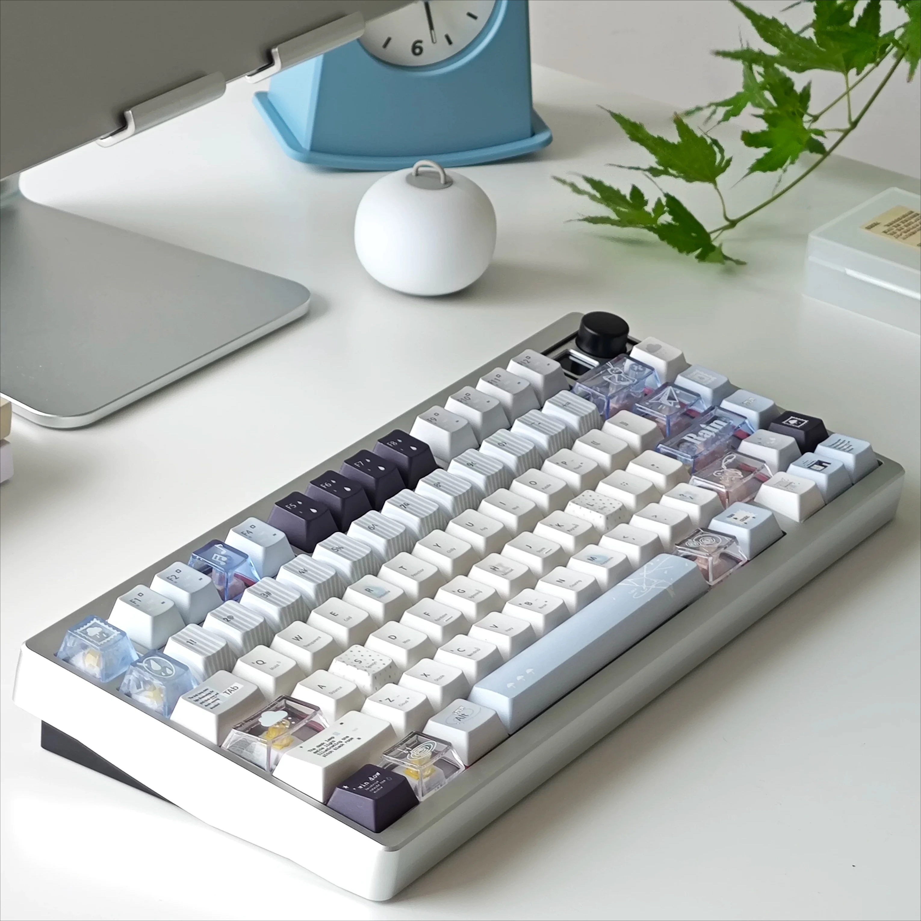 MAIMOOO Rain Listening Keycaps PBT Thermal Sublimation Keyboard Mechanical Keyboard Keycaps Grey Blue