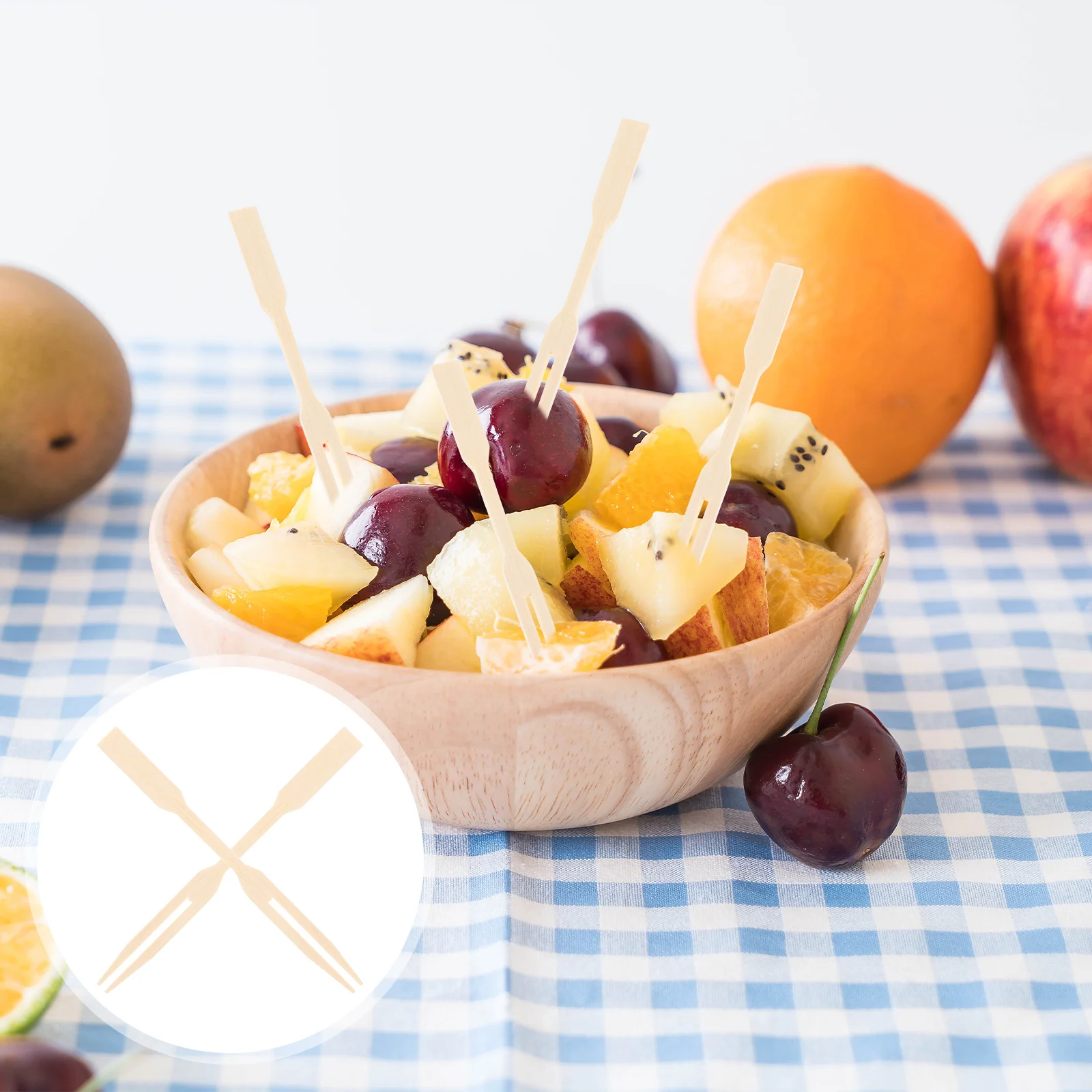 

100Pcs Wood Fruit Forks Heart Design Kids Mini Dessert Forks Cake Picks Birthday Party Picnic Food Toothpicks Charcuterie