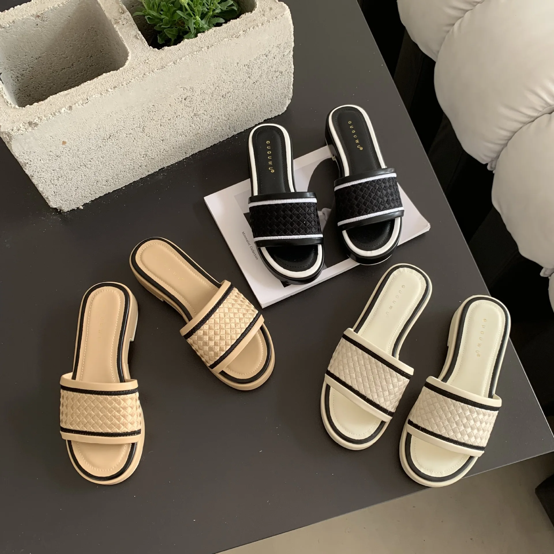 

Slippers Women Summer Slides Shoes Rubber Flip Flops Pantofle Platform Square heel Low Hawaiian 2023 Block Hoof Heels Basic Fabr