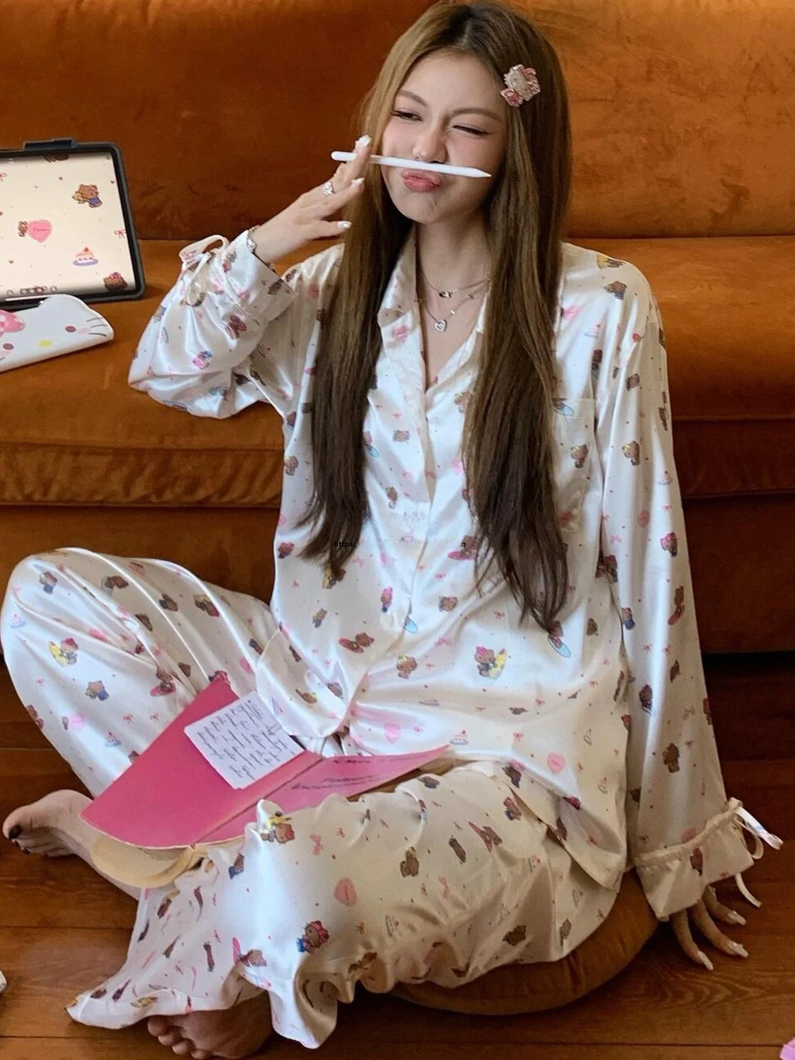 conjunto-de-ropa-de-dormir-de-seda-de-manga-larga-con-estampado-de-dibujos-animados-ropa-comoda-para-el-hogar-estilo-clasico-gp-pique-ligero-para-primavera-y-otono