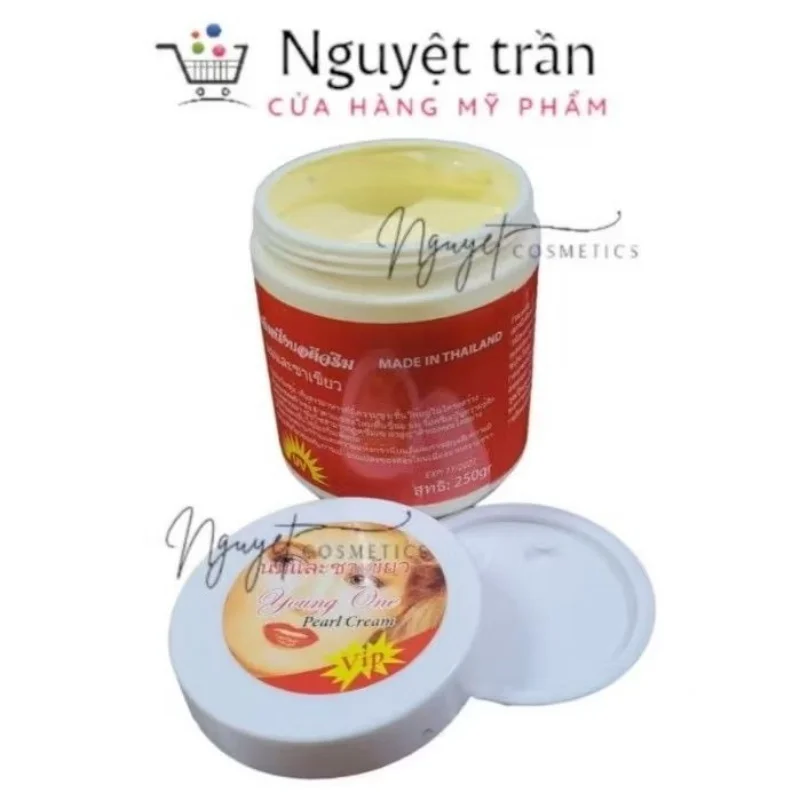 

Лосьон для тела Thai Glow Enhancer 250 г — платиновый осветляющий комплекс с полуночной орхидеей и экстрактом черного женьшеня