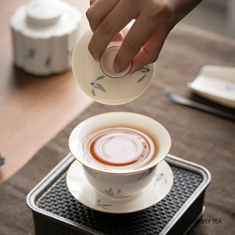 Chinese Ceramic Gaiwan Handmade Orchid Pattern Tea Tureen White Porcelain Teacup Portable Tea Bowl Household Teaware 150ml