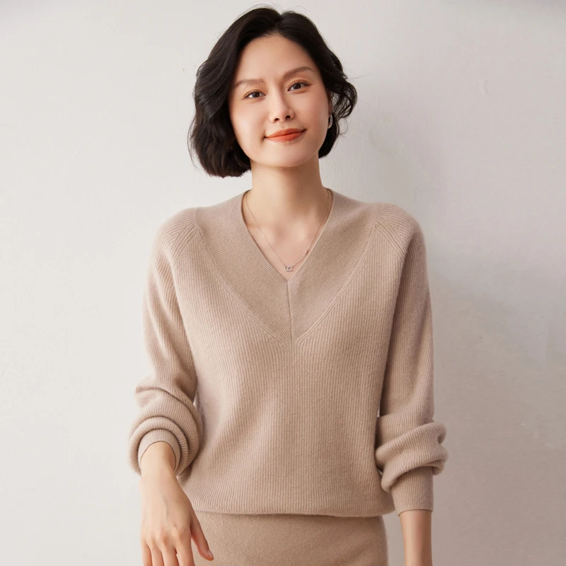 Autumn And Winter New 100% Cashmere Sweater For Women, Solid Color, Big V-neck, Casual, Versatile, Stylish Sweater