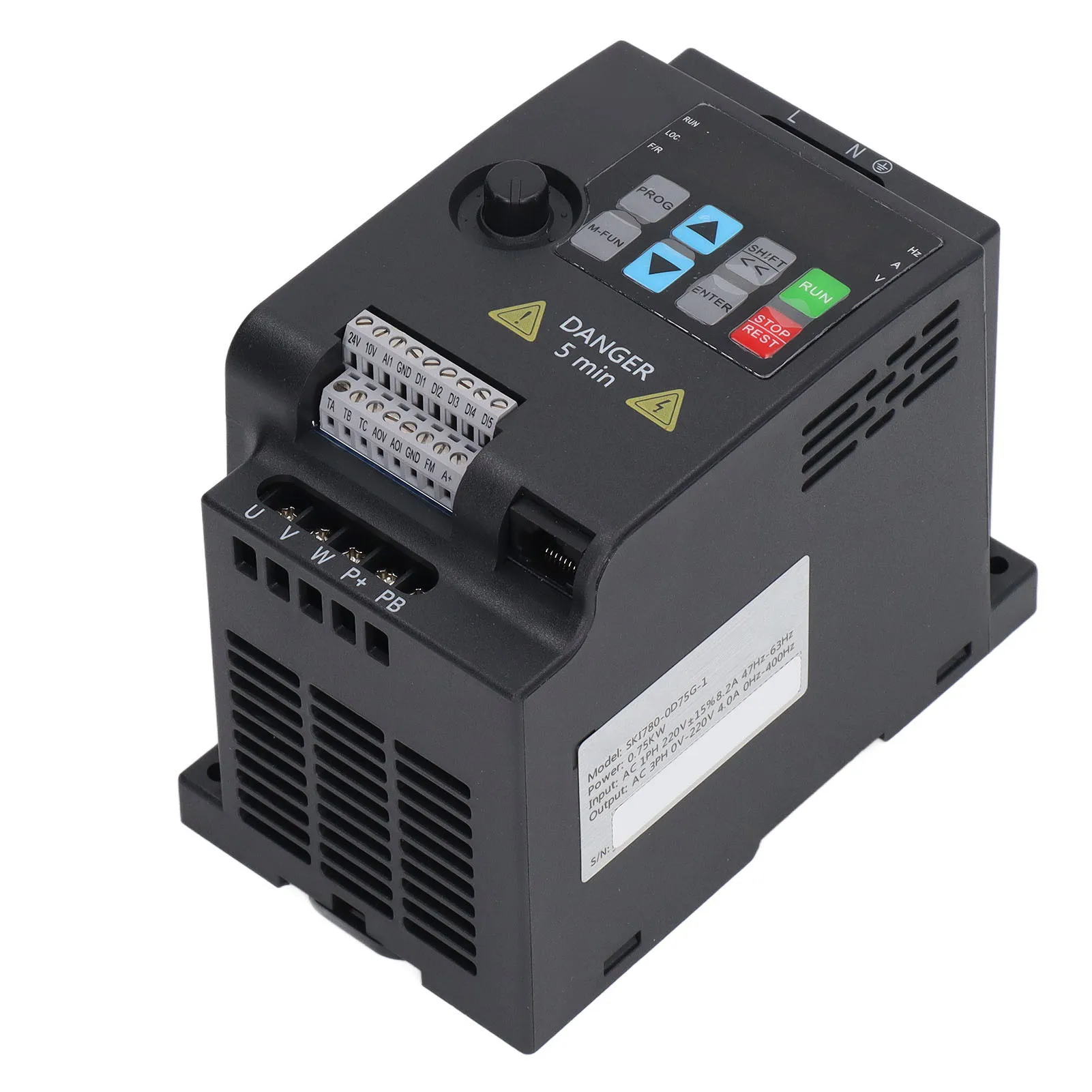 Variable Frequency Drive Copper Coil Strong Load Capacity 0.75KW Small Size Frequency Converter Multi Modes for Wind Generator