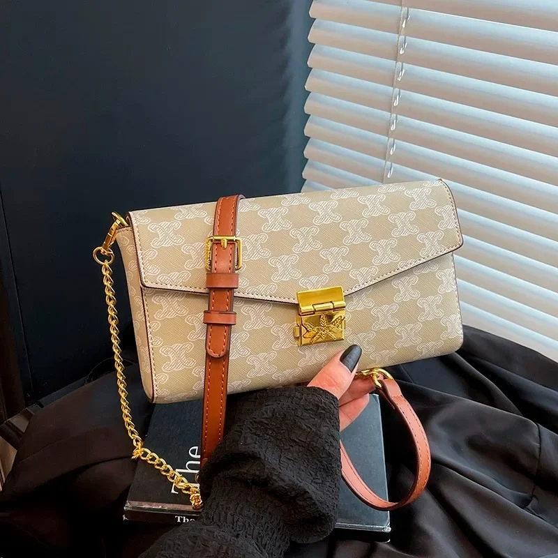 

Classic Casual Chic Diaper Bag For Women Fashionable Leather Crossbody Handbag Large Capacity Unique Retro Tote Bag