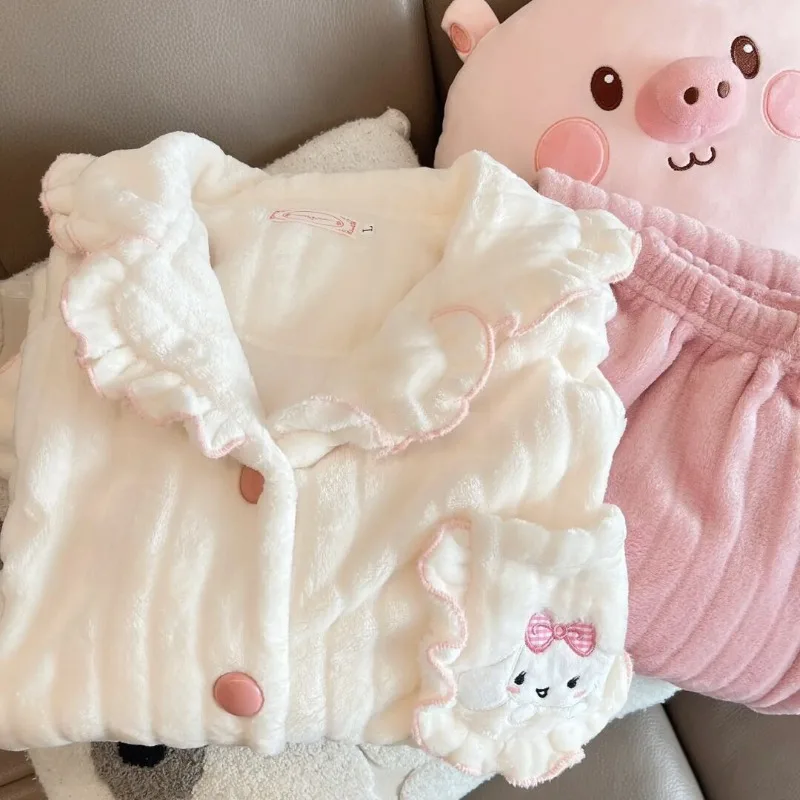 ชุดนอนผ้าคอรัลฟลีซสำหรับเด็กผู้หญิง ฤดูใบไม้ร่วง ฤดูหนาว ลายการ์ตูนน่ารัก ผ้าฟลานเนลหนานุ่ม อุ่นสบาย ลายซินนามอนโรล ชุดนอนนักเรียนทรงหลวมใส่สบายอยู่บ้าน