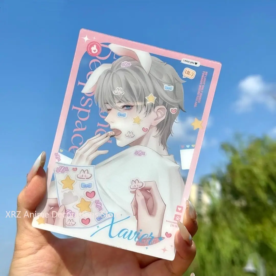 

Anime Love and Deepspace Xavier Cartoon Acrylic Transparent Card High Beauty Photo Punch Card Gift for Friends