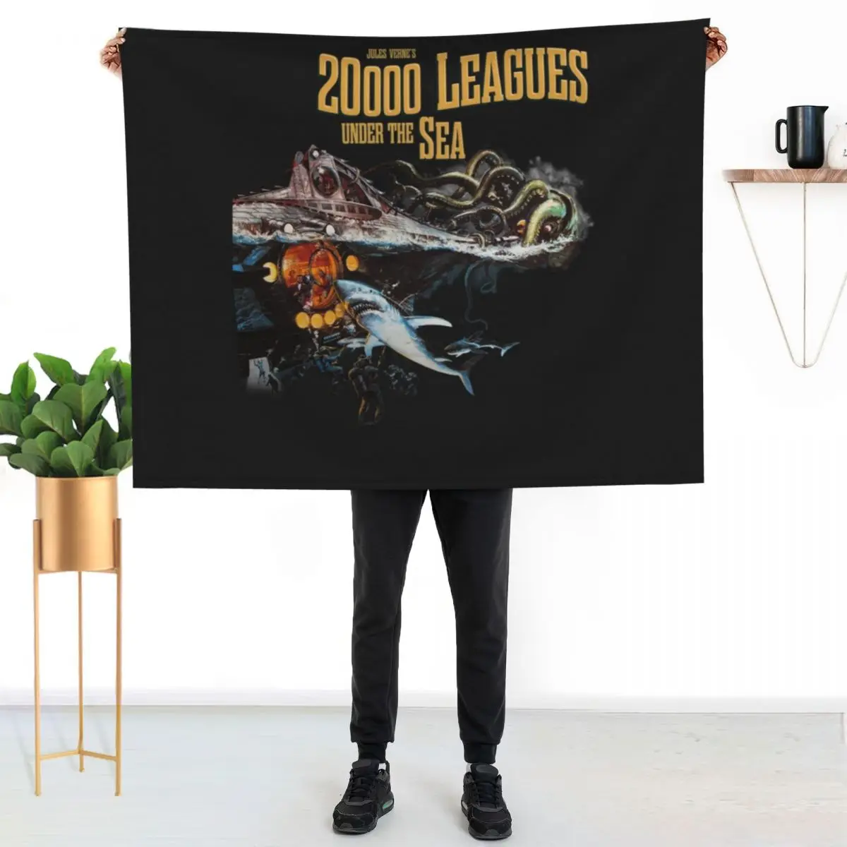 20,000 leagues under sea Jules Verne Classic T-Shirt Throw Blanket Single Fashion Sofas Cute Plaid Luxury Brand Blankets