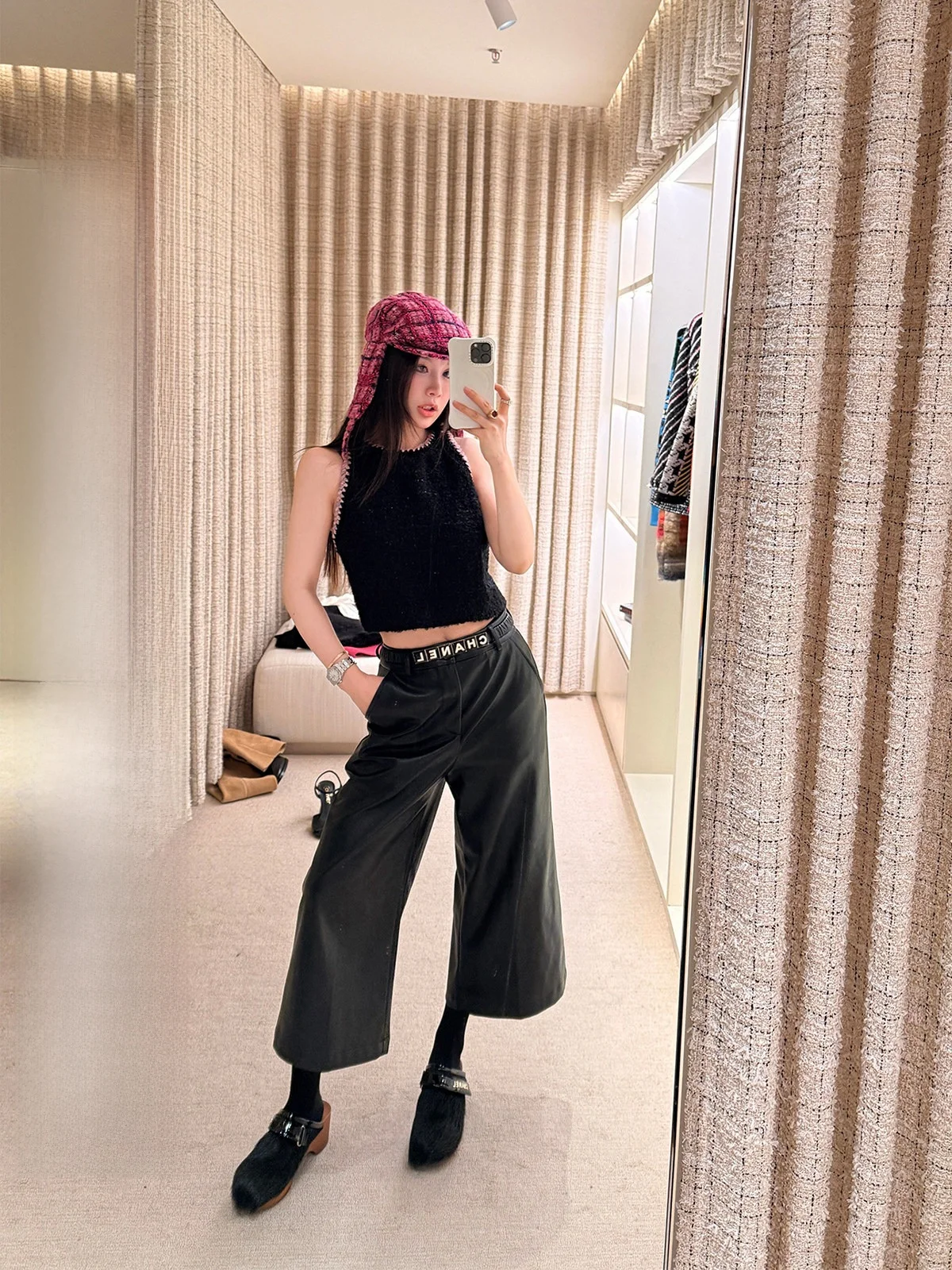 

IUIU AJing Home Leather Ankle Baring Casual Pants for Women Versatile High-End Feel Spring 2026 New Sle Ladies Faion