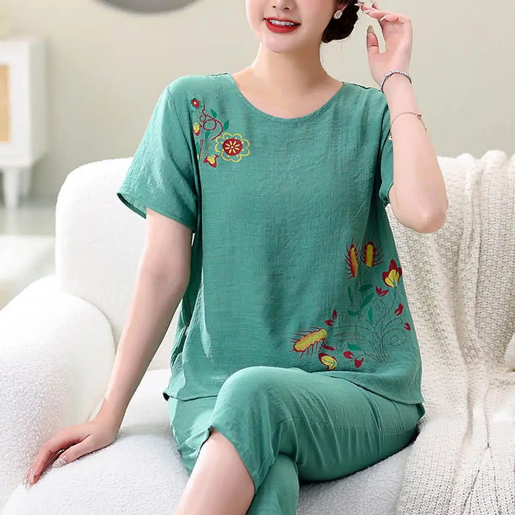 Mom Night Clothes Short Sleeves Mother Pajamas Set Mid-calf Length Pants Grandmother Homewear Women Clothes