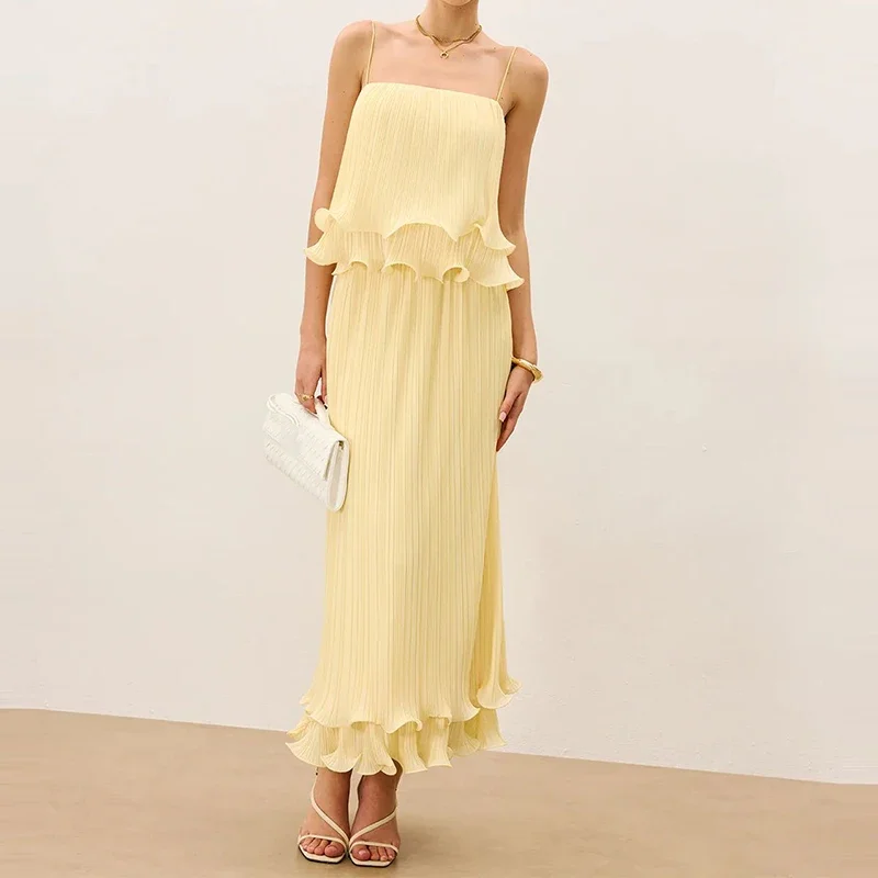 ชุดเซ็ทสองชิ้นเสื้อสายเดี่ยวเปิดไหล่ทรงยาวหรูหรา แต่งระบายพลีท พร้อมกระโปรง ชุดเซ็ทแฟชั่นสำหรับผู้หญิง