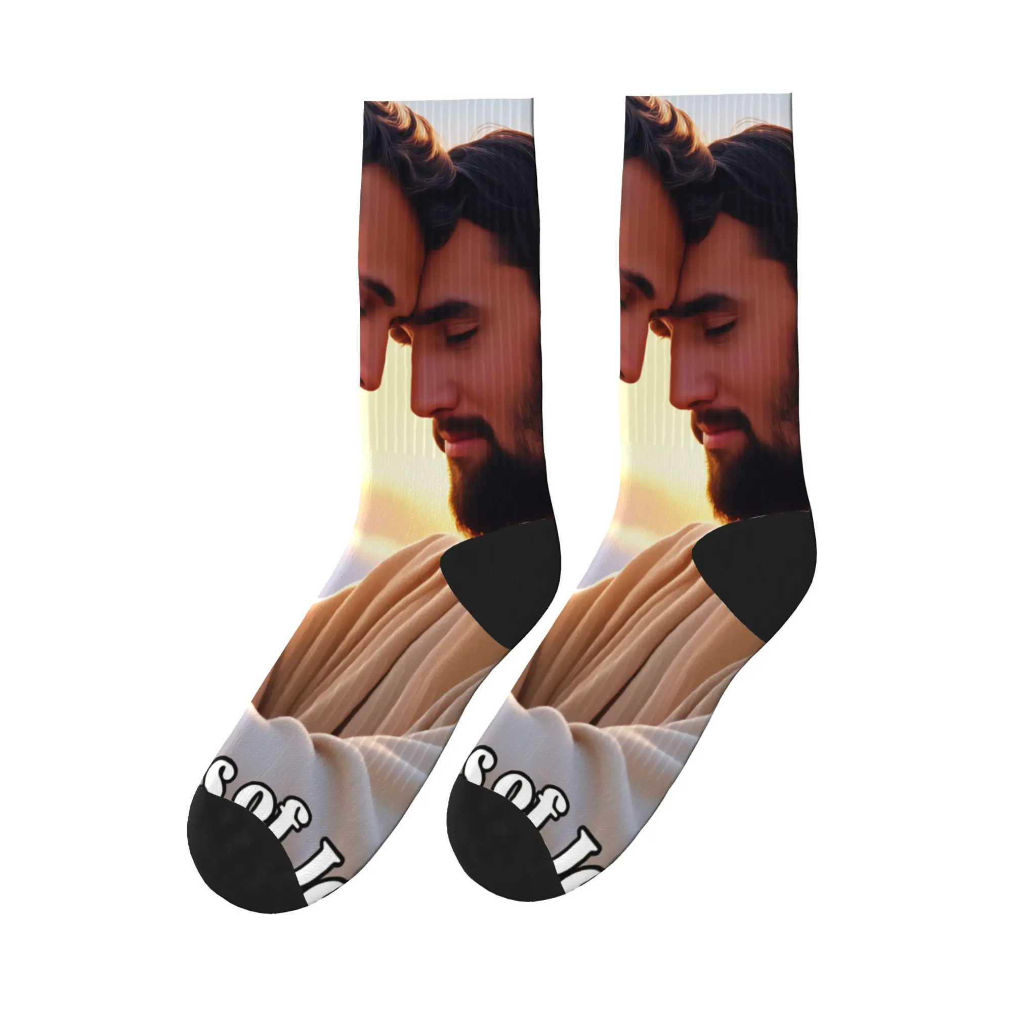 

In The Arms Of Jesus Prayer Moment Socks Non-Slip Stockings Women Men Comfortable Outdoor Socks Autumn Gothic Design Socks