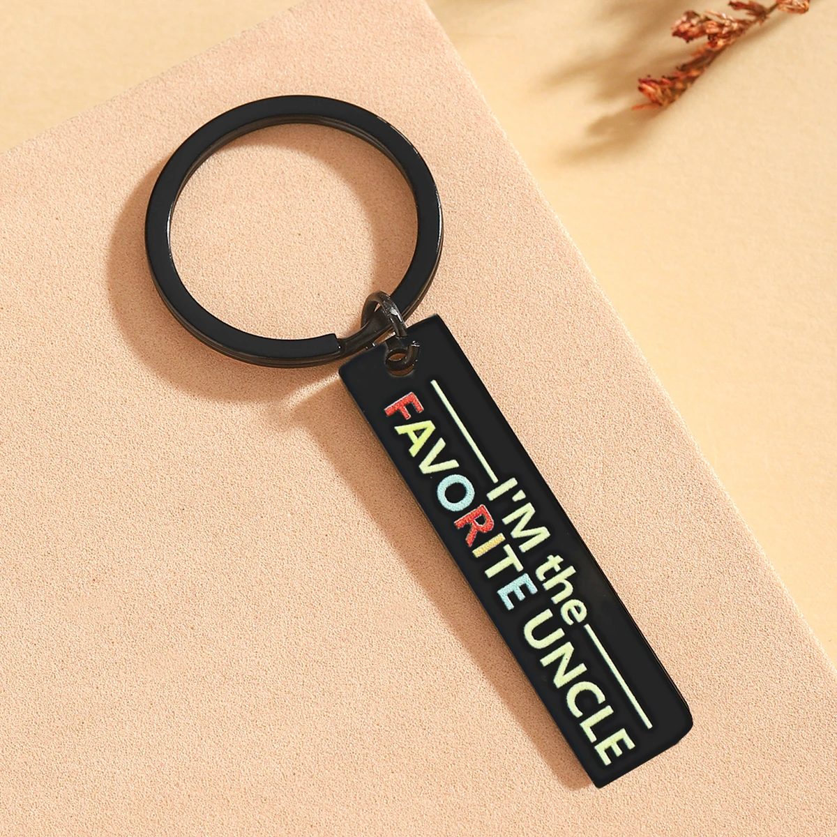Fun Uncle Gift Keychain for Nieces and Nephews Best Uncle Gift for Father's Day for Men I'm The Favorite Uncle Keychain
