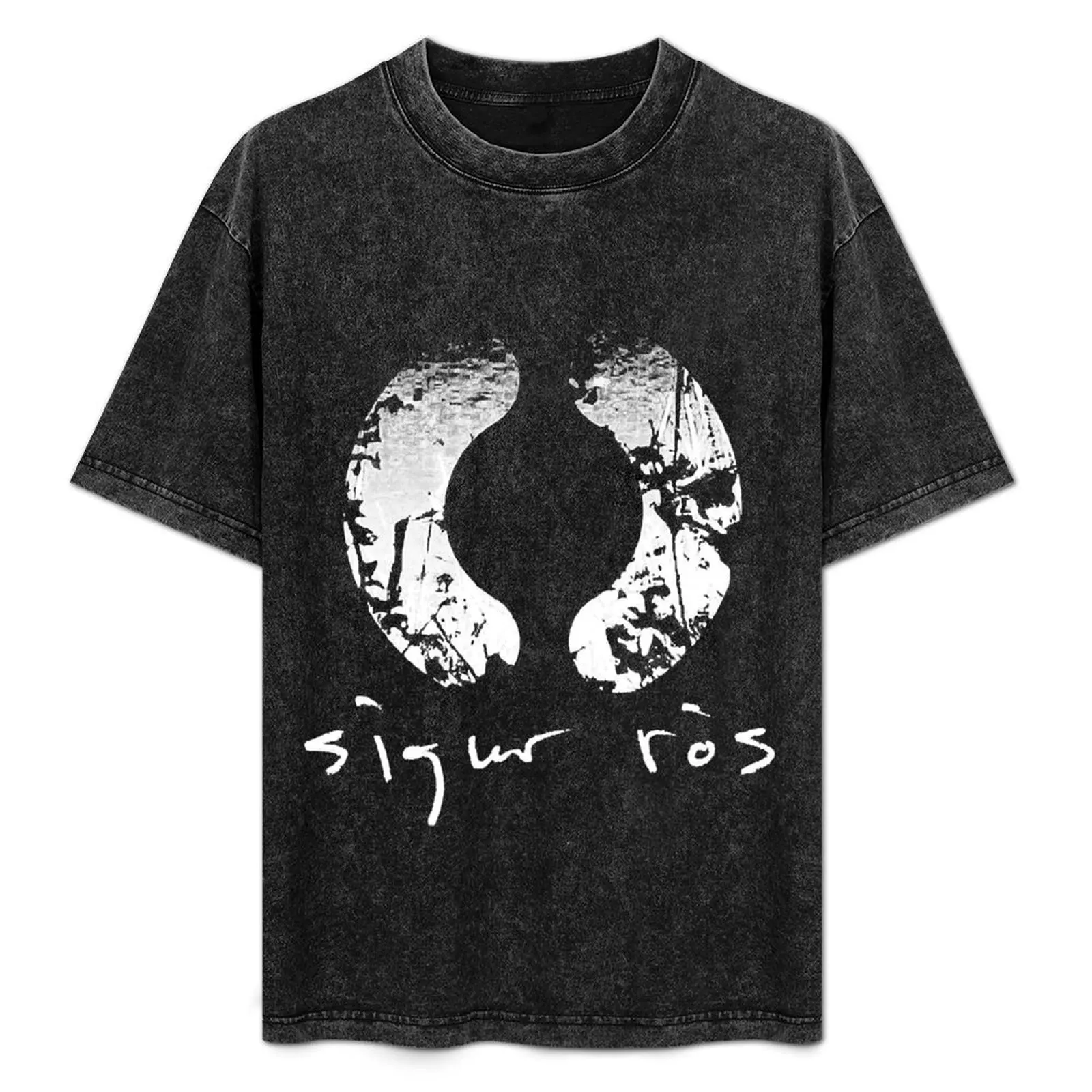 

ALBUM-LOGO T-Shirt Holiday Lightweight T-Shirt