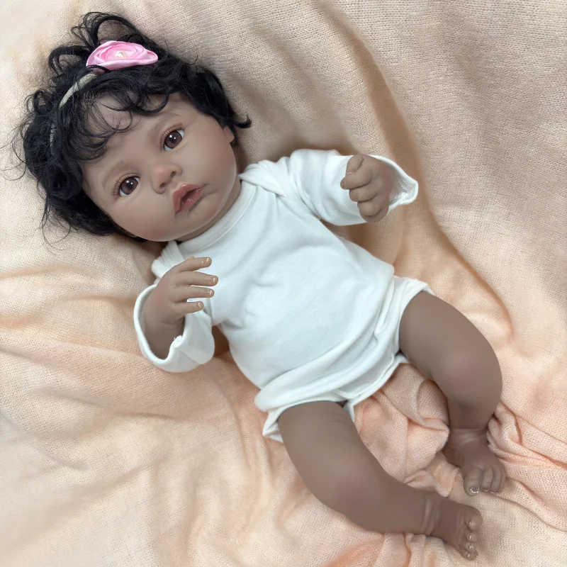 18 inch siliconen herboren babypop weide in donkere huid volledig vinyl lichaam Afro-Amerikaanse babymeisjes met zwart krullend haar Bonecas