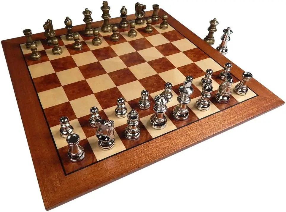 

Hayes Inlaid Maple Mahogany Sapele Chess Board with Metal Pieces, 2.5' King, Extra Queens, 15x15 Inch