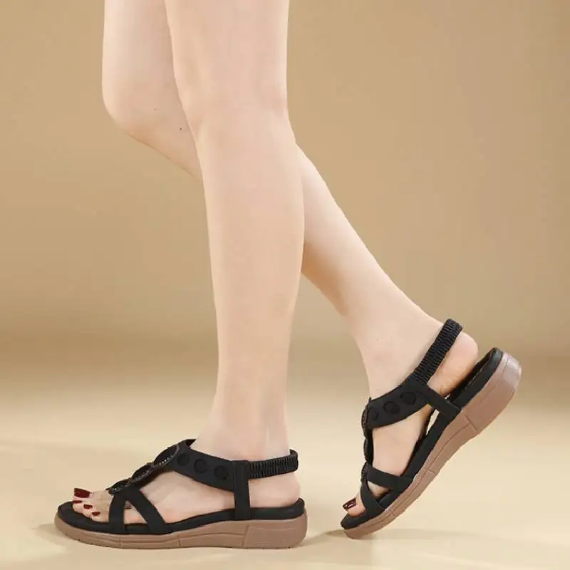 

New 2025 European American Sandals Latex Bohemian Rhinestones Comfortable Vacation Large Size Flat Shoes Casual And Versatile