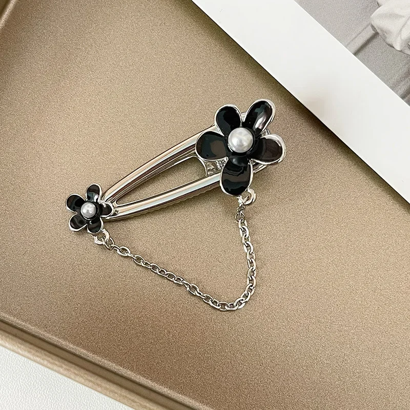 Metal Love Heart Side Clips Hairpin Korean Fashion Cool Girls Bangs Clip Women Geometric Unique Design Silver Color Barrettes