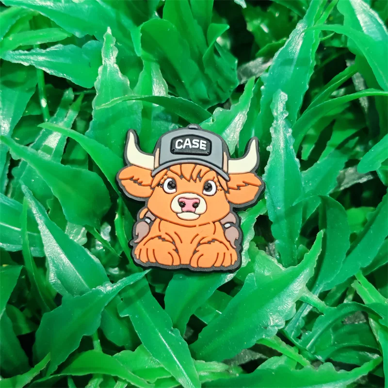 1-21pcs Animal Highland Cow Cattle Sandals Shoes Buckle Charms DIY Clogs Decorations Fit Boys Girls Party Present