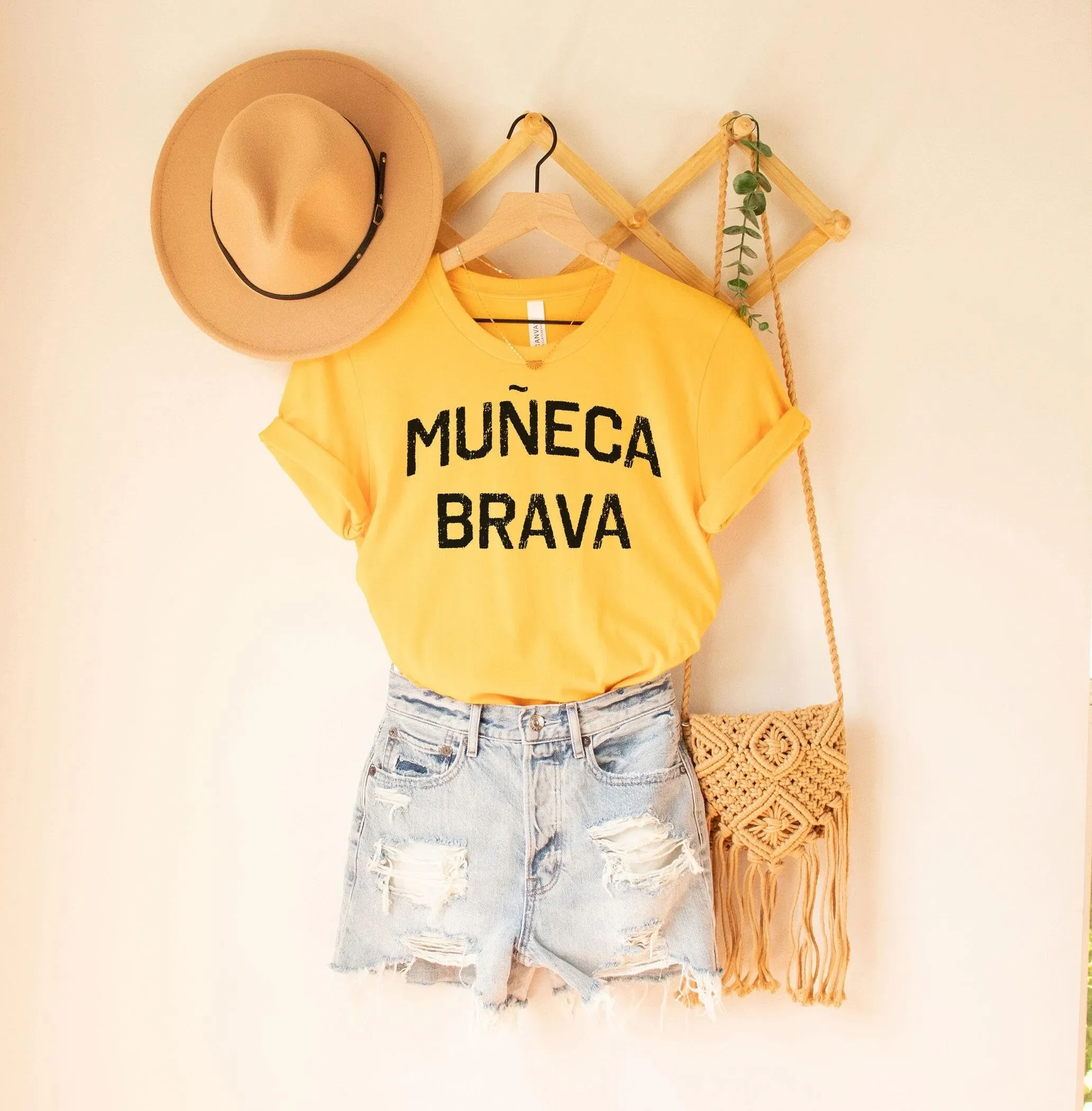 Muneca Brava T Shirt Latina Chula spanish FeminisT power shirts