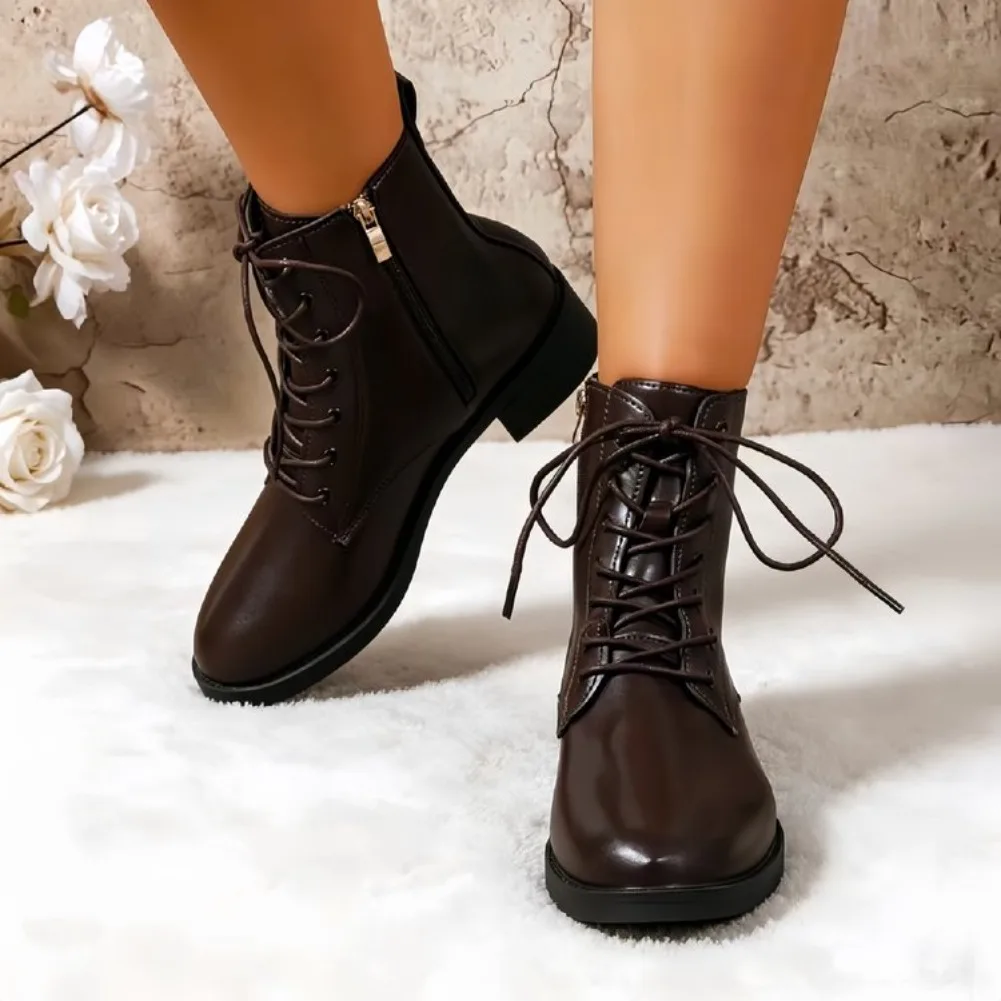 Damen Mode-Stiefeletten mit Rundem Zeh, Niedrigem Absatz, Rutschfest, Bequem, Ganzjährig Tragbare Damenschuhe, Glatte PU-Kampfstiefel – Detail 4