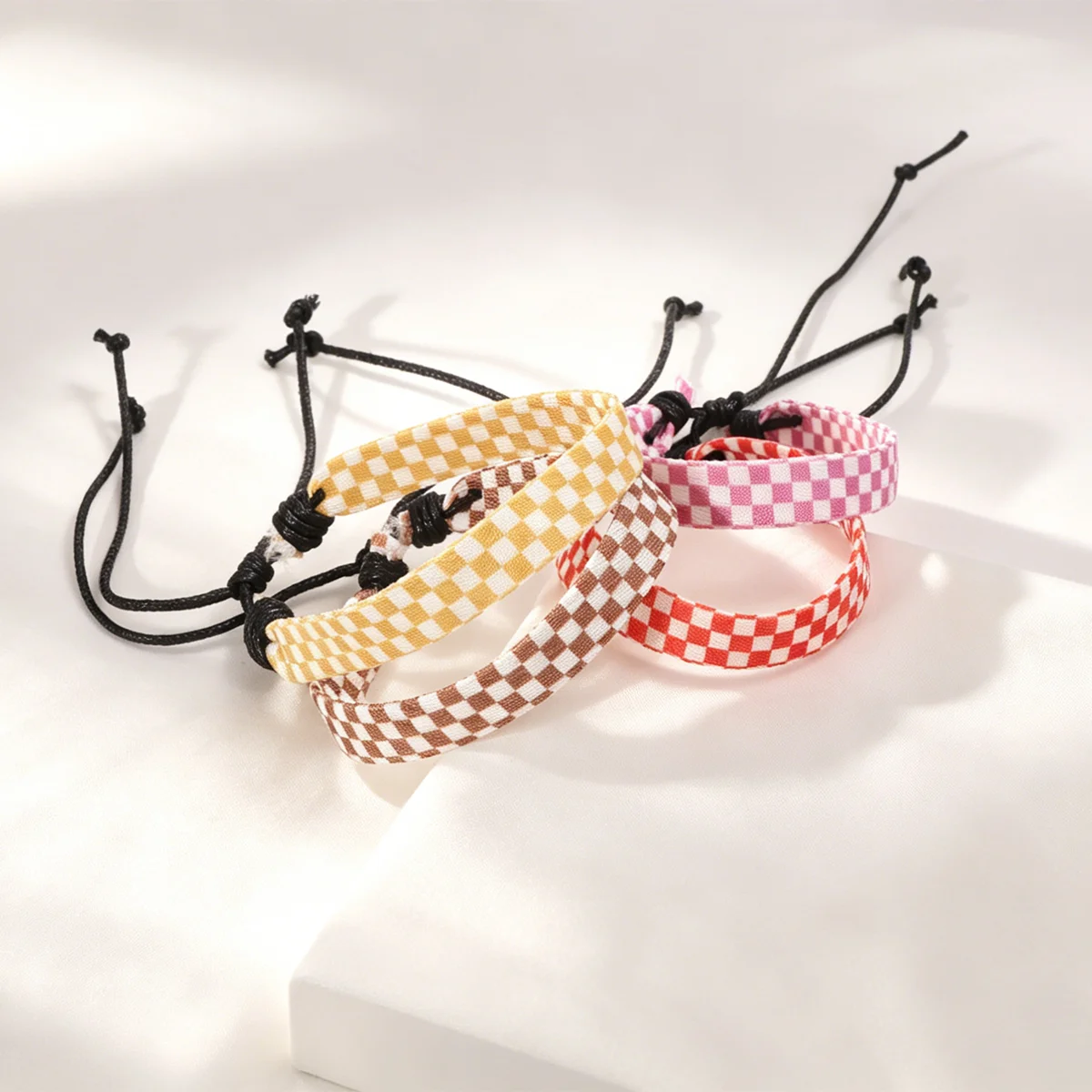 Hot Selling European & American Black White Plaid Woven Bracelets, Square Pattern Beach Vacation Couple Gifts