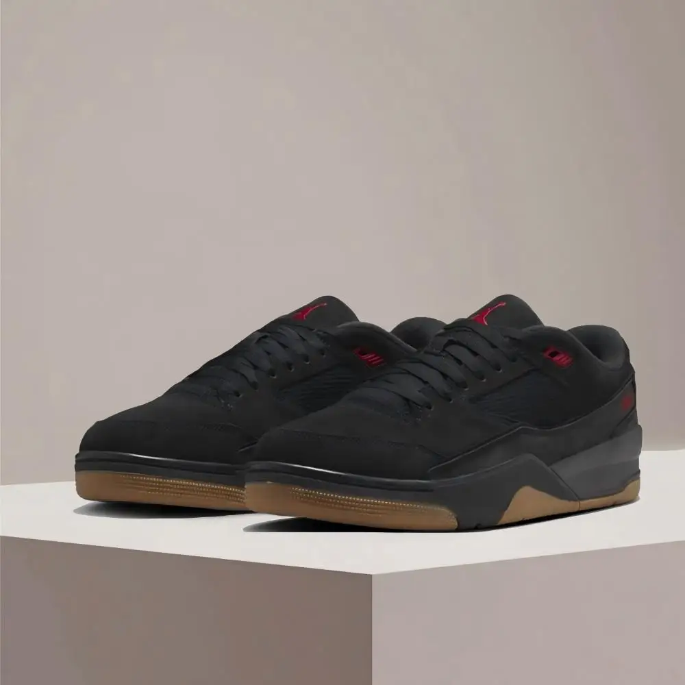 

Мужские баскетбольные кроссовки Nike Jordan Flight Court — стильные и универсальные, с амортизацией, нескользящей подошвой и повышенной износостойкостью. Модель: HF3255-001