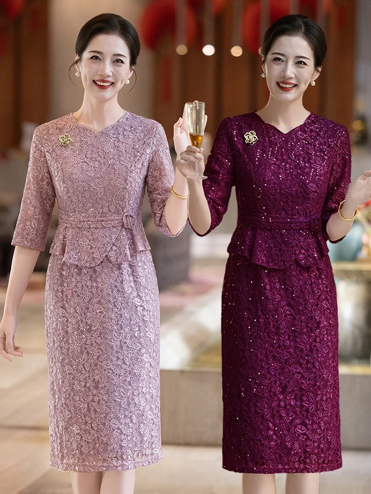 Elegant Young Versi…
