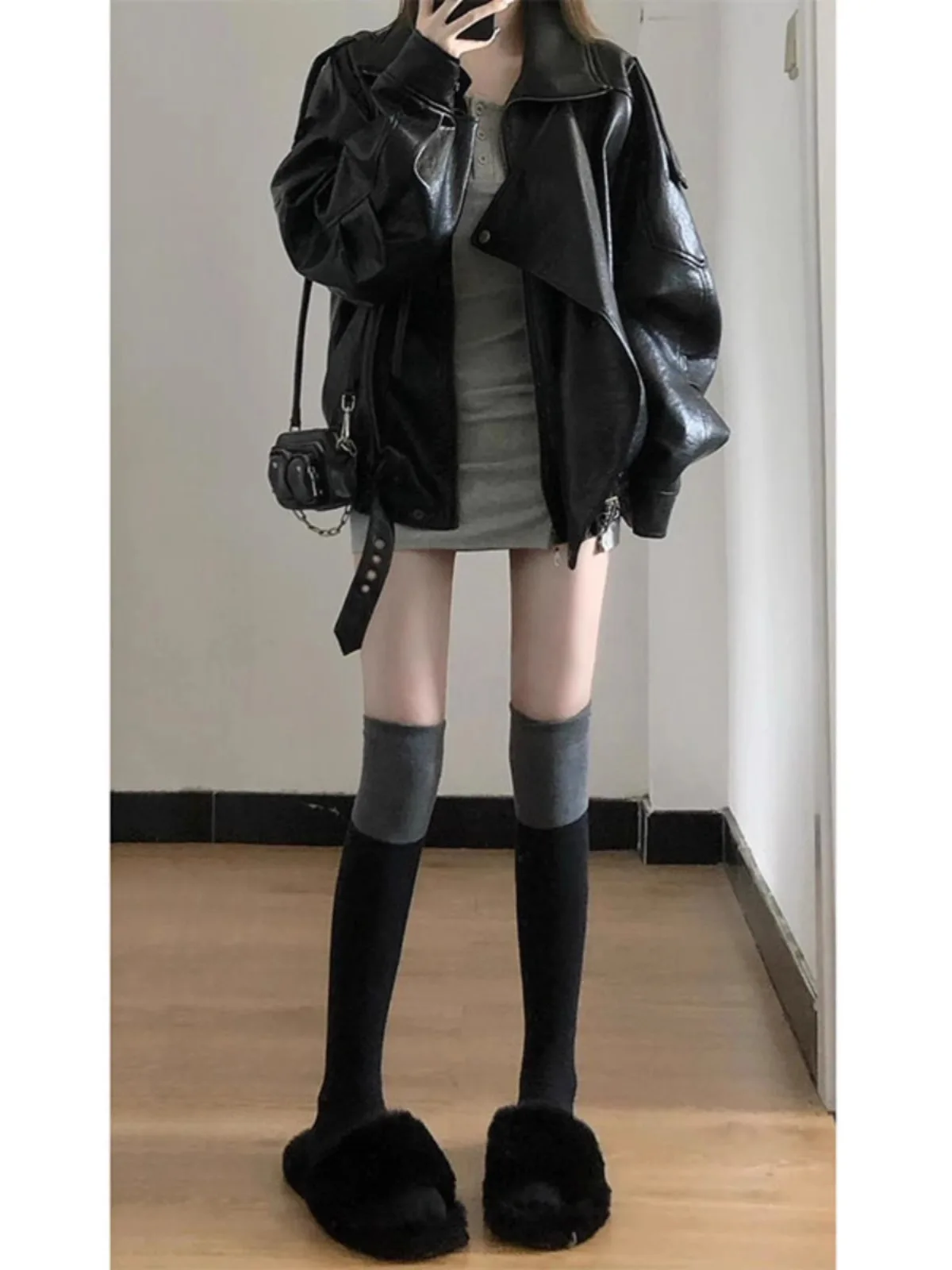 เสื้อแจ็คเก็ตหนังสไตล์เรโทรสำหรับผู้หญิง ฤดูใบไม้ร่วง ฤดูหนาว หนัง PU แบบมีซิป แฟชั่น เสื้อคลุมลำลอง