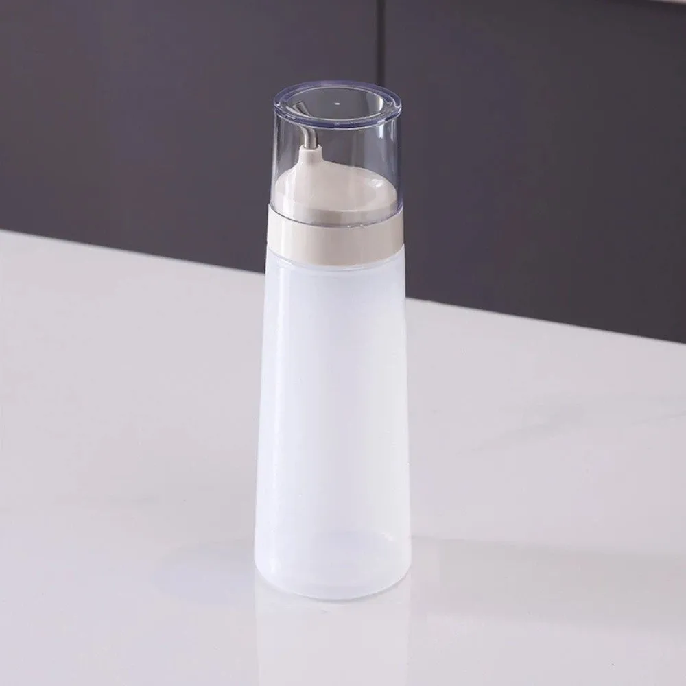 

Plastic Condiment Squeeze Bottle Leak-Proof Reusable Olive Oil Bottle with Lid Food-Grade Vinegar Bottle Kitchen Use