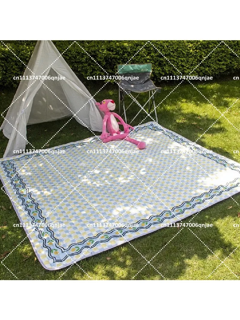 Suitable for thickened and enlarged portable park mat, outdoor waterproof picnic mat, moisture-proof mat