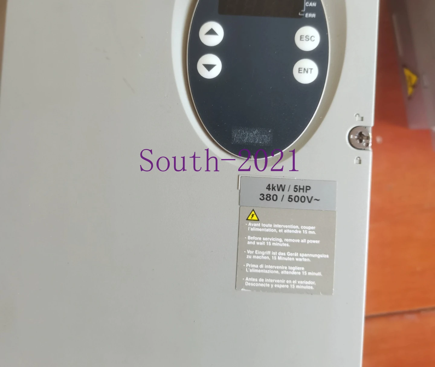 

ATV31HU40N4 In good working condition, free shipping