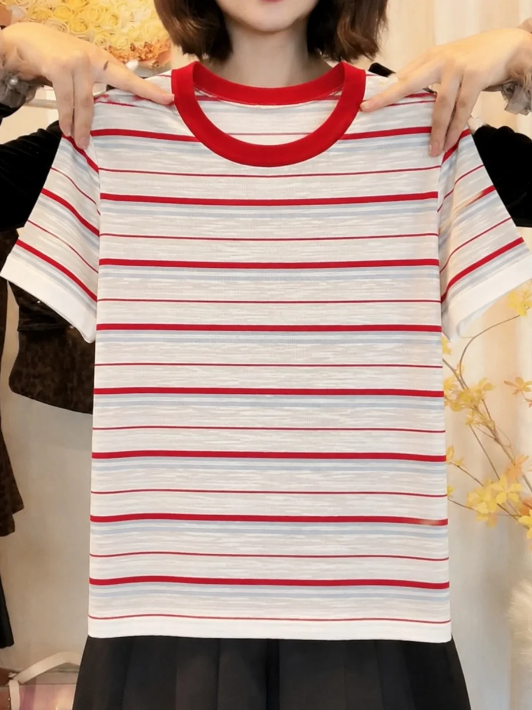 

Korean Style Loose Fit Short Sleeve round Neck Knitted T-Shirt Striped Color Block Soft Summer Top for Women Fashionable Casu...