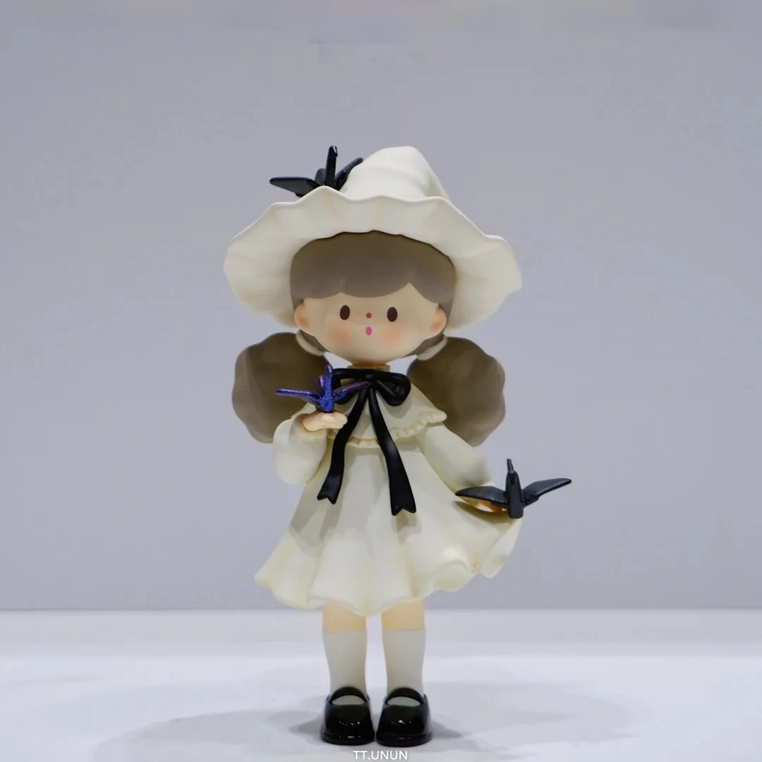 

Genuine New Finidng Unicorn Molinta Chasing Light Series Blind Box Molinta Mystery Box Collection Toy Holiday Gift For Kids