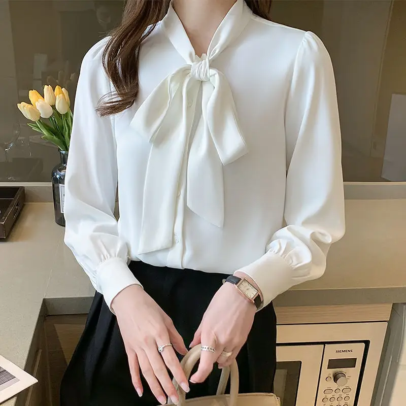 French Elegant White Fashion V-Neck Bow Shirts Autumn Luxury Vintage Long Slevee Tops Women Aesthetic Style Office Chic Blouses