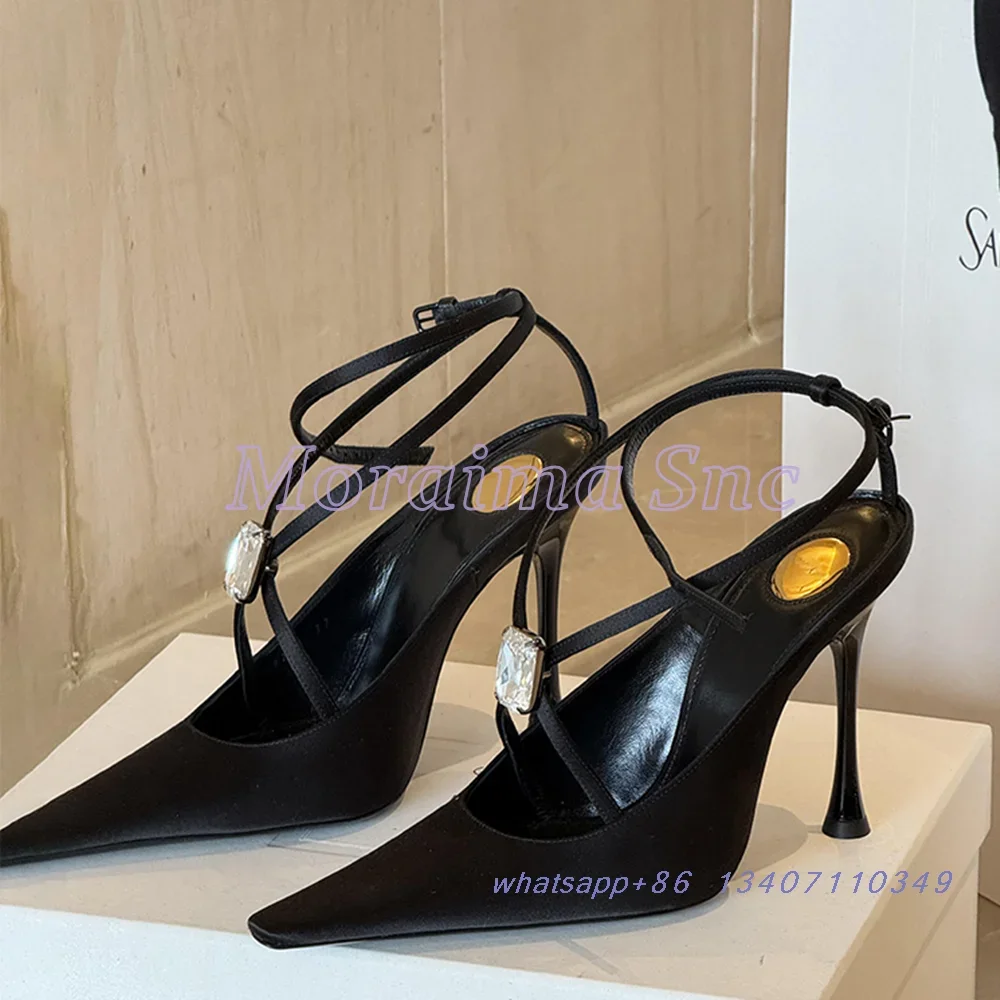 

Сандалии с перекрестным ремешком и кристаллами, атласные сандалии с острым носком и пряжкой на щиколотке, пикантные модные женские модельные туфли, летняя банкетная вечеринка