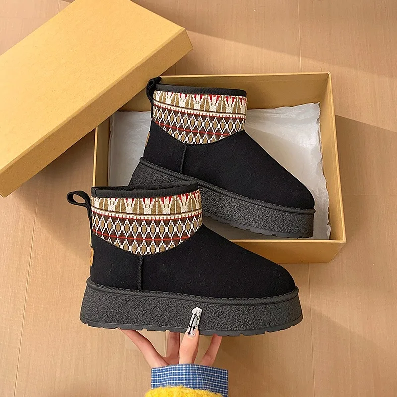 Winter Fashion Simple Style Insulated Casual Women's Snow Boots 2026 New Comfort Thick Soled Splicing Outdoor Boots for Women